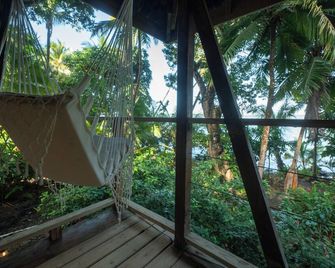 Reef House: Waterfront, Caribbean Paradise Jungle Cabin In Bastimentos W/ Ac - Bocas del Toro - Balcony
