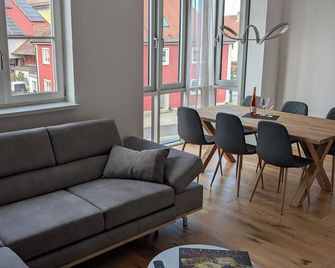 Schwarzer Adler - Ferienwohnung Storchennest - Ipsheim