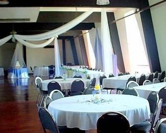 Ken-Bar Lodge - Gilbertsville - Restaurant