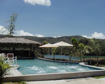 Isla Guaca - El Peñol - Piscina