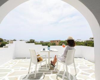 Holidays in Paros - Parikia - Balcón