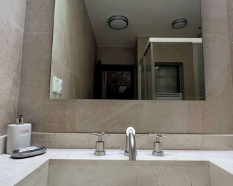 Casa monarca - Morelia - Bathroom