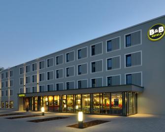 B&b Hotel Offenburg-city - Offenburg - Edificio