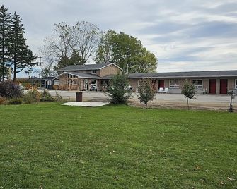 Wingham Motel - Wingham - Building