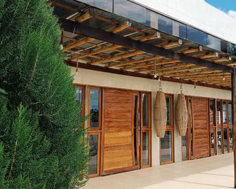 Pousada Villa Coqueirais - São José da Coroa Grande - Edifício