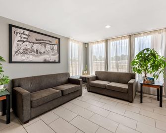 Super 8 by Wyndham Bossier City/Shreveport Area - Bossier City - Lobby