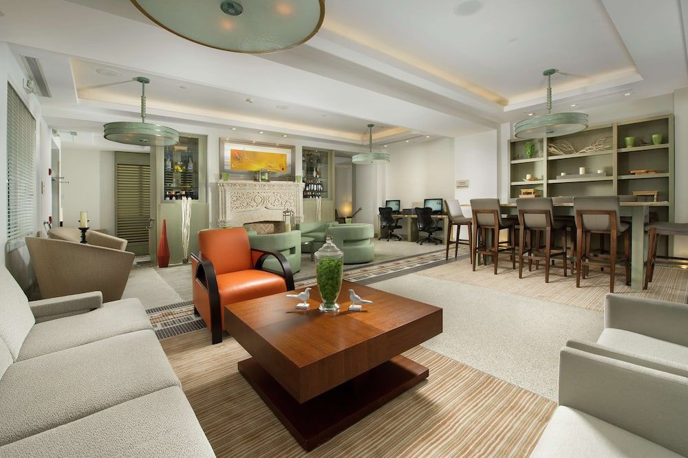 Hilton Garden Inn Miami South Beach, FL