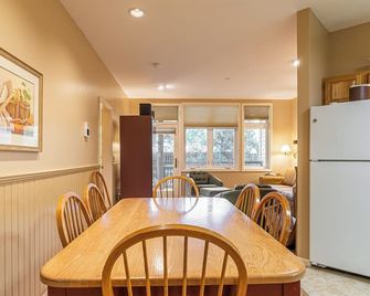 Wyndham Smugglers Notch - 1 Bedroom - Smugglers Notch - Dining room