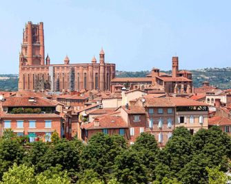 Ibis Styles Albi Centre Le Theatro - Albi - Gebäude