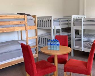 Eden Quay Guesthouse Private Rooms - Dublin - Bedroom