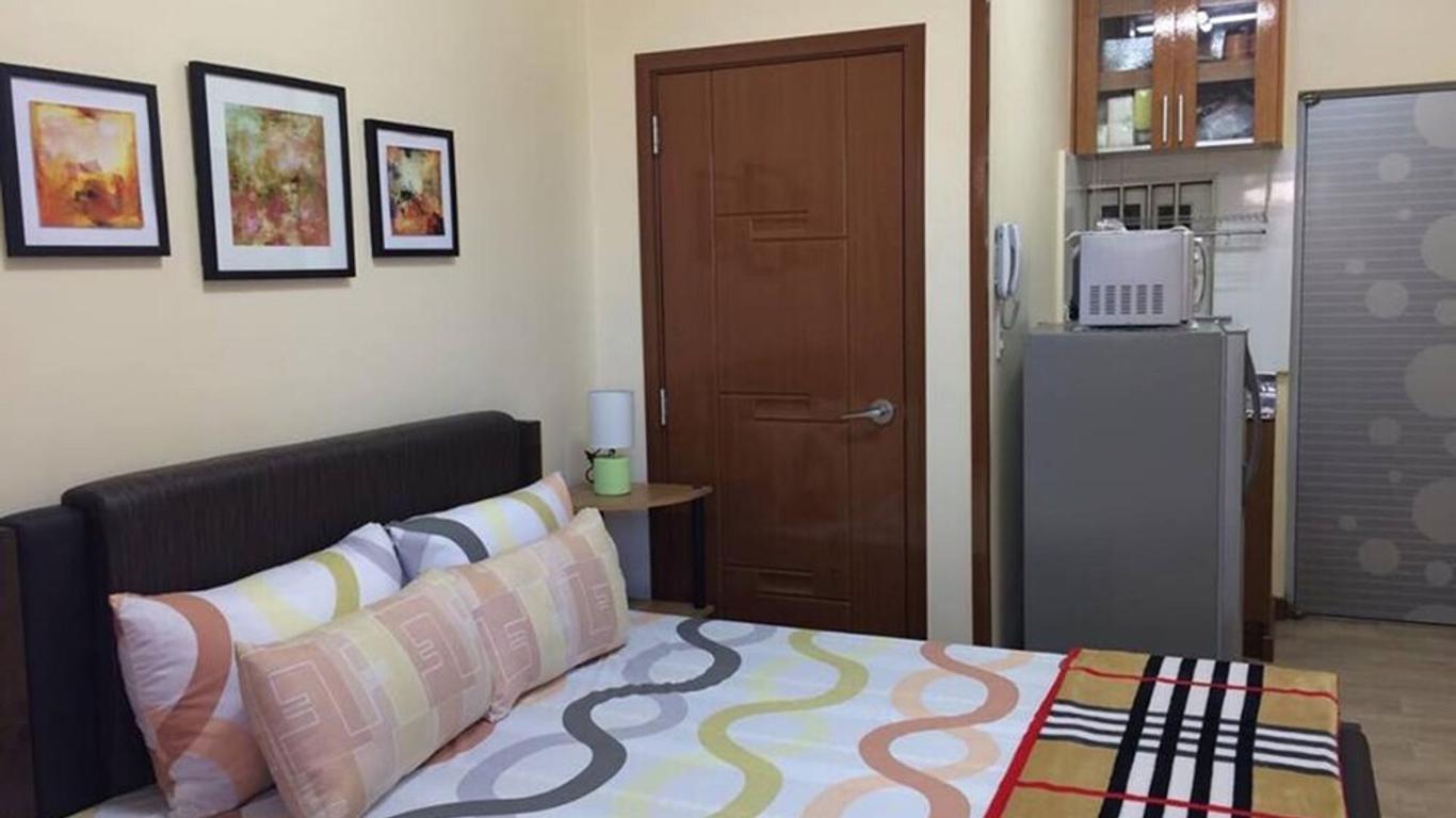 Zone Vill Studio Condo Burnham