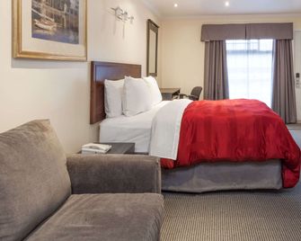 Knights Inn Kingston - קינגסטון - חדר שינה