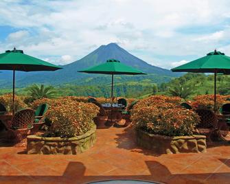 The Springs Resort and Spa at Arenal - La Fortuna - Innenhof