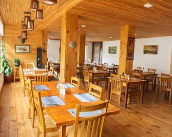 Om Amriti - Timbu - Restaurante
