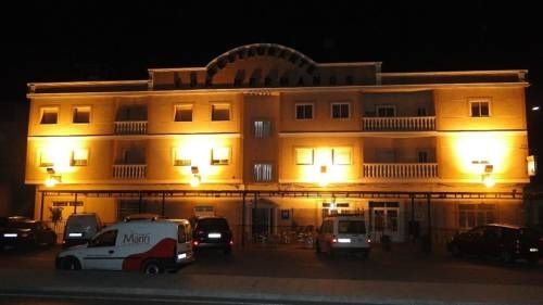 Hostal Los Hermanos - Baza - Gebouw