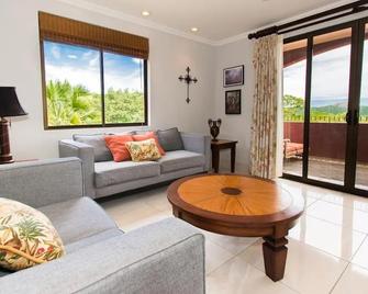Exclusive Home On Golf Course At Reserva - Puerto Viejo - Sala de estar