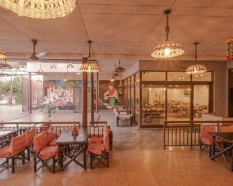 Vits Select Rajkot - Rajkot - Restaurant