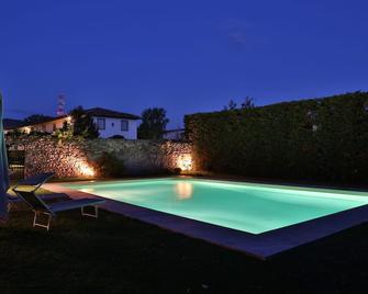 Rovezzano B&B - Florença - Piscina