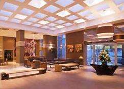 Um Flat Dentro de um Hotel de Luxo Localizado Próximo aos Grandes Shoppings - Núcleo Bandeirante - Lobby