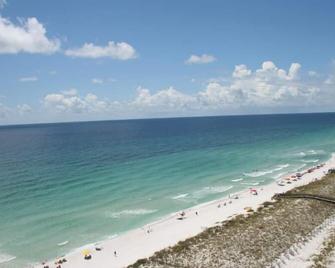 SW 1202C - 12th Floor Beachfront Condo - Amazing Views! Sleeps 8! - Navarre Beach - Beach