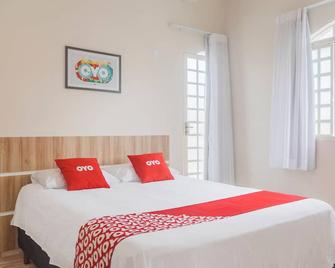 OYO Hotel Brisa Tropical, Brasília - Brasília - Quarto