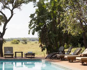 Honeyguide Ranger Camp - Golders Green - Piscina