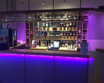 Clee Hotel - Cleethorpes - Bar