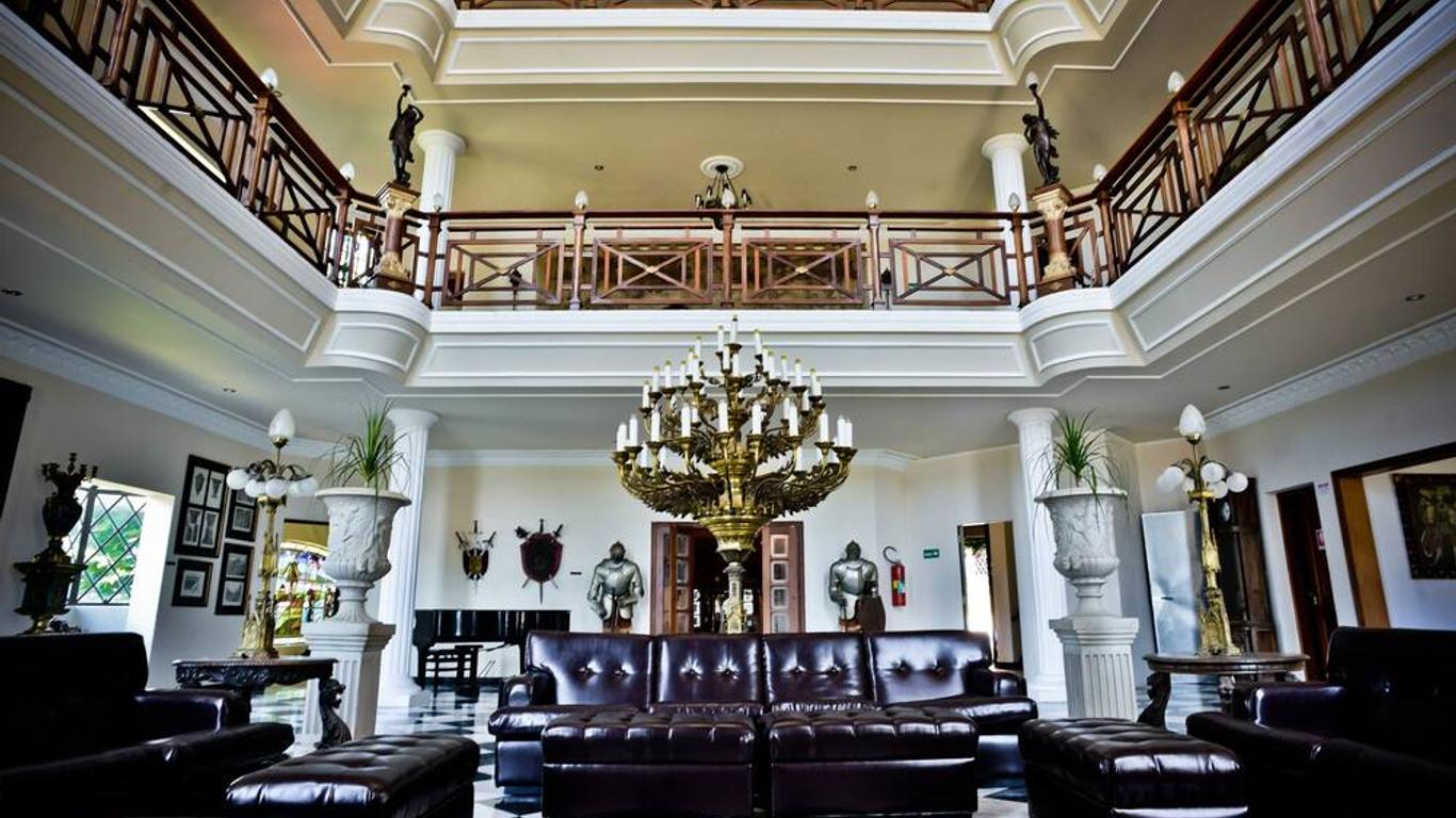 Hotel Castelo Nacional Inn Campos do Jordão