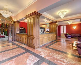 Grand Hotel Villa Politi - Siracusa - Front desk