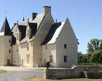 Les Trois-Moutiers - Les Trois-Moutiers - Edificio