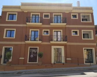 Teku Sardinia Boutique Hotel - Bari Sardo - Gebäude