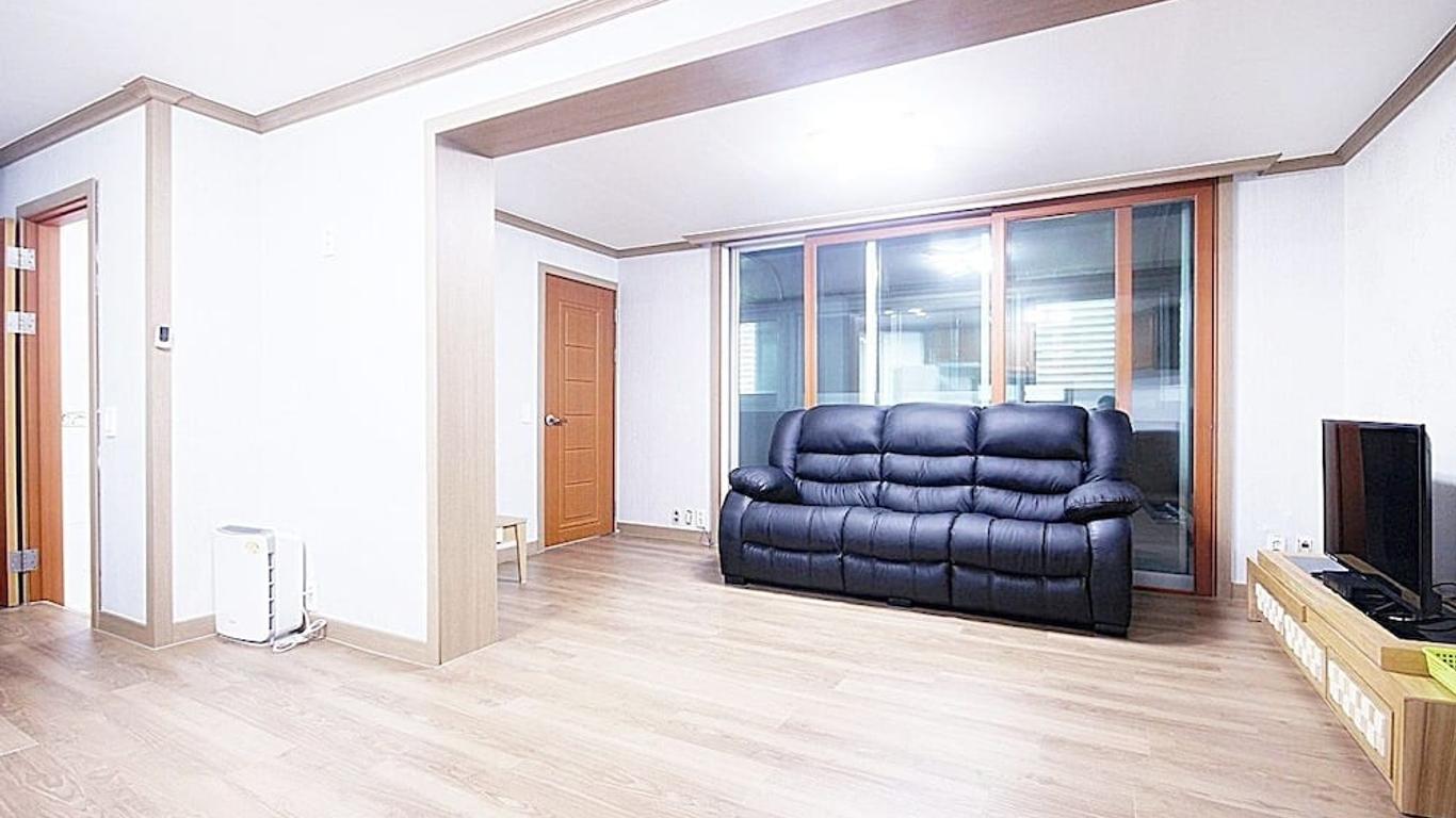 هابي كيو موتل