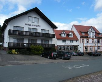 Gasthaus Hotel Pfeifferling - Wolfhagen - Edifício