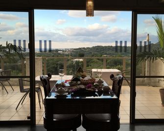 Villa Motobu Hills Resort - Motobu - Balkon