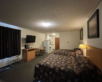 Circle 6 Motel - Weyburn