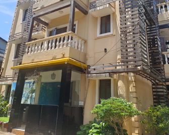 Hotel Coco Goa - Arpora - Edificio