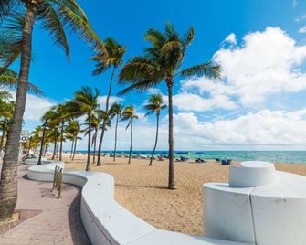 The Dolphin Studio at Lake Ridge - Fort Lauderdale - Playa