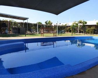 Beagle Hotel - Katherine - Piscina