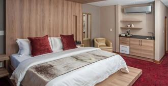Loch Logan Hotel - Bloemfontein - Bedroom