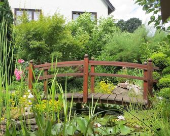 Ferienwohnung 'Waldblick' - Bad Liebenstein - Buiten zicht