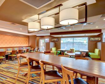 Fairfield Inn & Suites by Marriott Nashville MetroCenter - Nashville - Restaurant