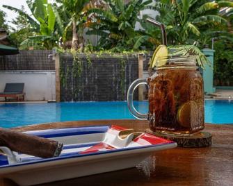 Habana Angkor Boutique Hotel - Siem Reap - Πισίνα
