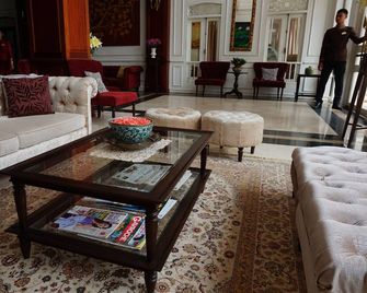 Dhavara Boutique Hotel - Vientiane - Ruang tamu