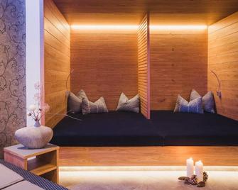 Hotel Cores - Fiss - Living room