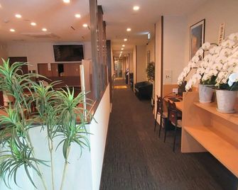 Utsunomiya Higashi Hotel - Utsunomiya