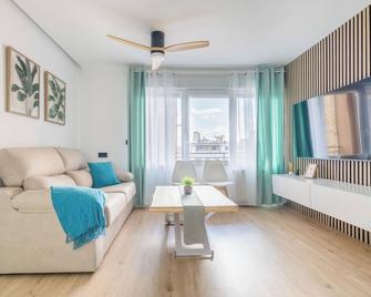 Apartamento Luxor en zona Hospital - Universidad - Albacete - Sala de estar
