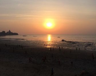 Pension Les Palmiers - Conakry - Beach