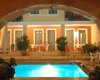 Vecchio Hotel - Rethymno - Pool