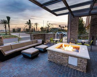 SpringHill Suites by Marriott Ontario Airport/Rancho Cucamonga - Ontario - Patio