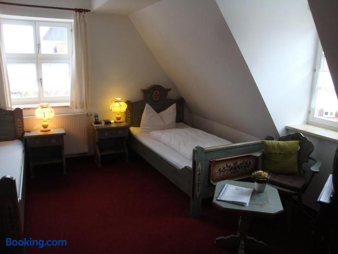Hotel Schlafzimmer In Dinkelsbühl Kamur09: Hotel Schlafzimmer 91550 Dinkelsbühl